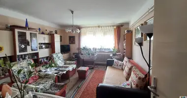 2 room apartment in Nyiregyhazi jaras, Hungary