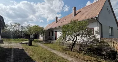 4 room house in Nagynyarad, Hungary