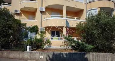 Apartamento 1 habitación en Petrovac, Montenegro