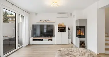 4 room house in Vienna, Austria