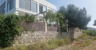 Villa 6 Zimmer mit Balkon, mit Möbliert, mit Klimaanlage in Lustica, Montenegro