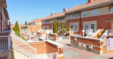 Wohnung 4 Schlafzimmer in Madrid, Spanien