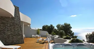 3 bedroom apartment in Spain