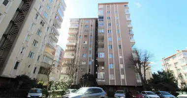 Wohnung 3 Schlafzimmer mit Balkon, mit Klimaanlage, mit Parken in Fatih, Türkei