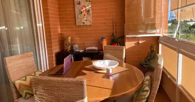 Wohnung 4 zimmer in Alicante, Spanien