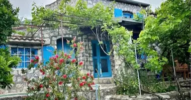 Haus 2 Schlafzimmer in Zaljevo, Montenegro