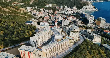 Wohnung 3 Schlafzimmer in Becici, Montenegro