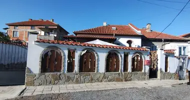 Casa 3 habitaciones en Elhovo, Bulgaria