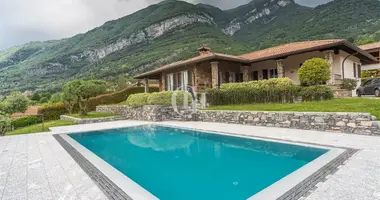 Apartment 6 bedrooms in Griante, Italy