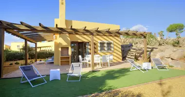 Villa 4 bedrooms with Balcony, with Air conditioner, with parking in Cuevas del Almanzora, Spain