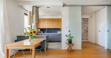 Коммерческое помещение 43 м² в Варшава, Польша