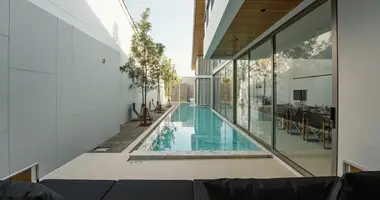 Villa 3 zimmer mit Doppelt verglaste Fenster, mit Möbliert, mit Klimaanlage in Phuket, Thailand