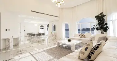 Appartement 5 chambres dans Doubaï, Émirats arabes unis