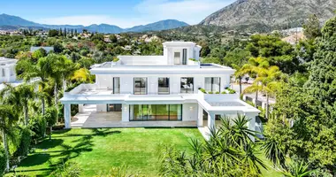 Villa 6 bedrooms in Marbella, Spain