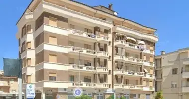 Wohnung in Terni, Italien