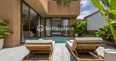 Villa  mit Balkon, mit Möbliert, mit Klimaanlage in Tibubeneng, Indonesien