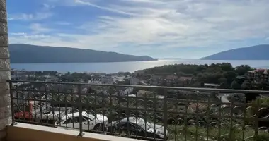 Villa en Zelenika-Kuti, Montenegro