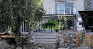Villa  with Pierce in Region of Crete, Greece