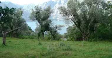 Grundstück in Dobrota, Montenegro