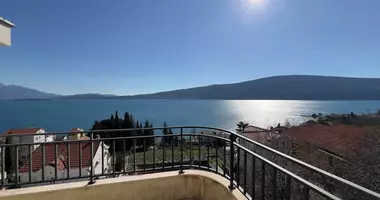 Apartment in Baošići, Montenegro