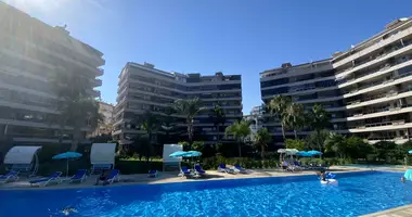 Duplex 5 rooms with parking, with elevator, with sea view in Karakocali, Turkey