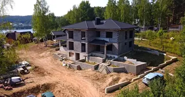 House in Astrasyckaharadocki sielski Saviet, Belarus