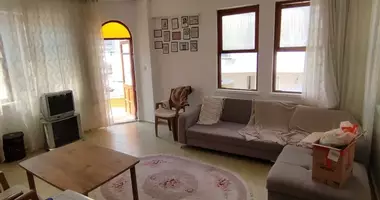 2 room apartment with elevator, with swimming pool in Alanya, Turkey
