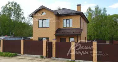 Casa 5 habitaciones en poselenie Pervomayskoe, Rusia