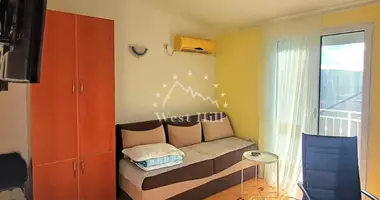 2 room apartment in Sutomore, Montenegro
