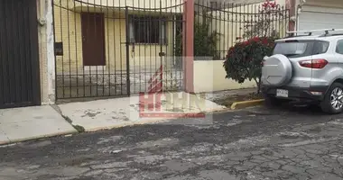 Дом 2 спальни в Coacalco de Berriozabal, Мексика