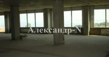 4 room apartment in Odessa, Ukraine