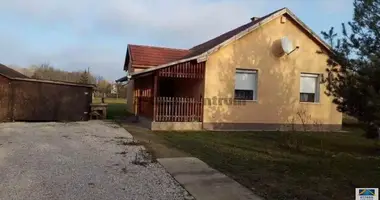 2 room house in Debreceni jaras, Hungary