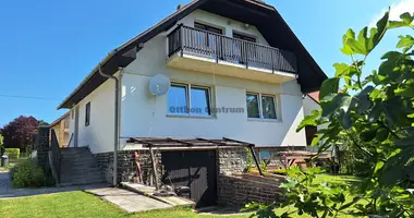Casa 4 habitaciones en Vonyarcvashegy, Hungría