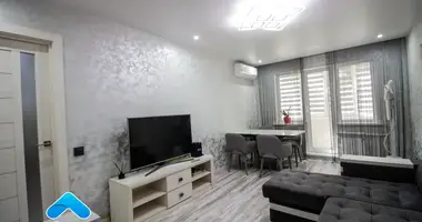 Apartamento 3 habitaciones en Gómel, Bielorrusia