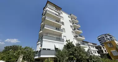 Квартира 3 комнаты с парковкой, с лифтом, с бассейном в Махмутлар центр, Турция