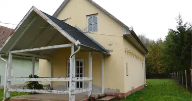 4 room house in Nagykatai jaras, Hungary