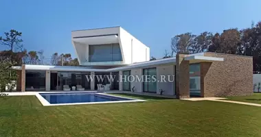 Villa 4 bedrooms with Furnitured, with Air conditioner, with Sea view in Portugal