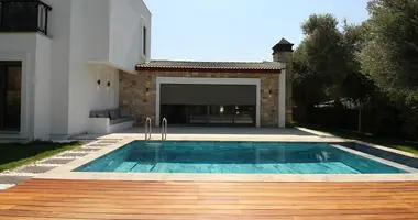 Villa 4 Zimmer mit Balkon, mit Klimaanlage, mit Parken in Bodrum, Türkei