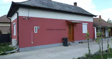 2 room house in Abadszalok, Hungary