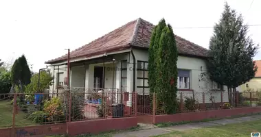 4 room house in Zalavar, Hungary