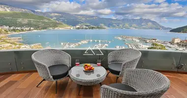 Apartamento 3 habitaciones en Budva, Montenegro