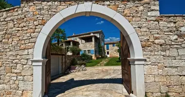 Villa 7 bedrooms in Porec, Croatia