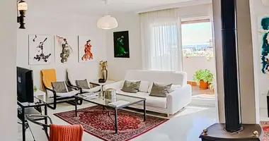 3 bedroom apartment in Marbella, Spain