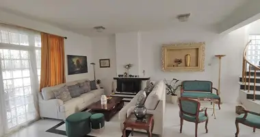 Casa 4 habitaciones en Lakatameia, Chipre