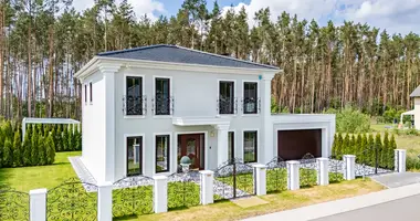 Villa 3 bedrooms with Double-glazed windows, with Intercom, with Transformable rooms in Schoenwalde-Glien, Germany