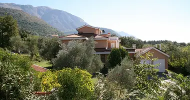 Villa 4 bedrooms with Sea view, with Terrace in Trojica, Montenegro
