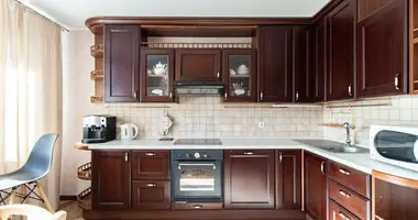Apartamento 4 habitaciones en Minsk, Belarús