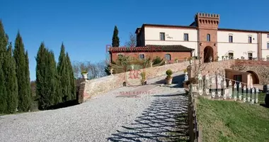 Nieruchomości komercyjne 1 000 m² w Siena, Włochy