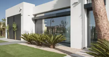 Villa 4 bedrooms with parking, with Washing machine, nearby golf course in , All countries