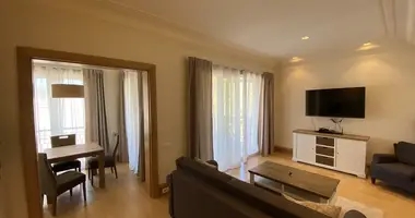 Apartamento 2 habitaciones en Tivat, Montenegro